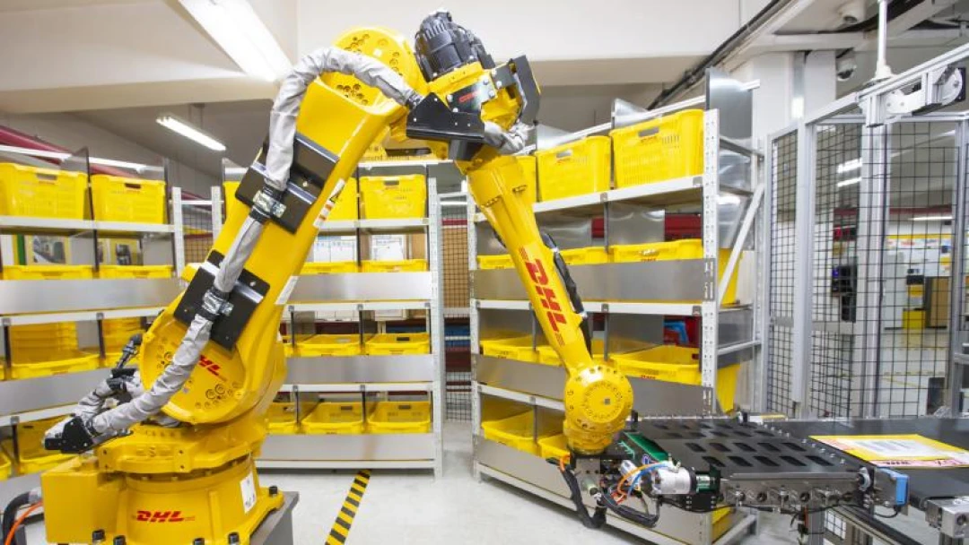 DHL uses AI in warehouse material transportation DHL uses AI in warehouse material transportation